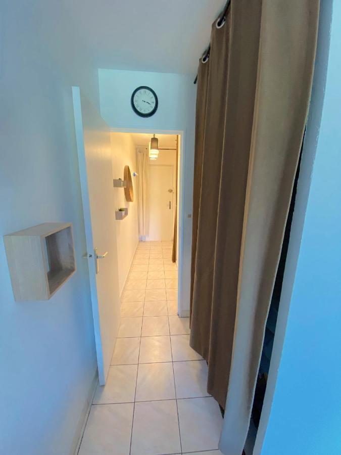 Appart 4 Pers Dans Residence Avec Piscine A 10 Min De La Plage Sanary-sur-Mer Exteriör bild