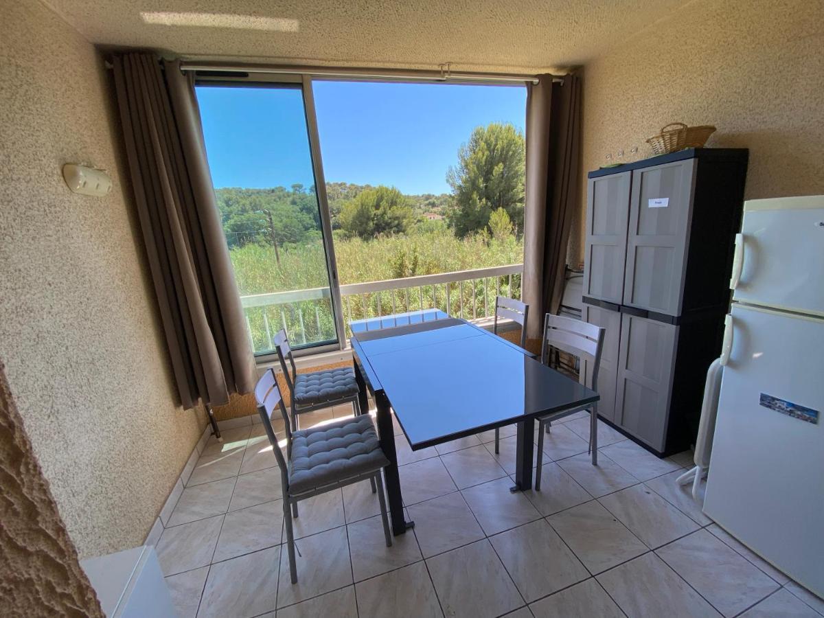 Appart 4 Pers Dans Residence Avec Piscine A 10 Min De La Plage Sanary-sur-Mer Exteriör bild